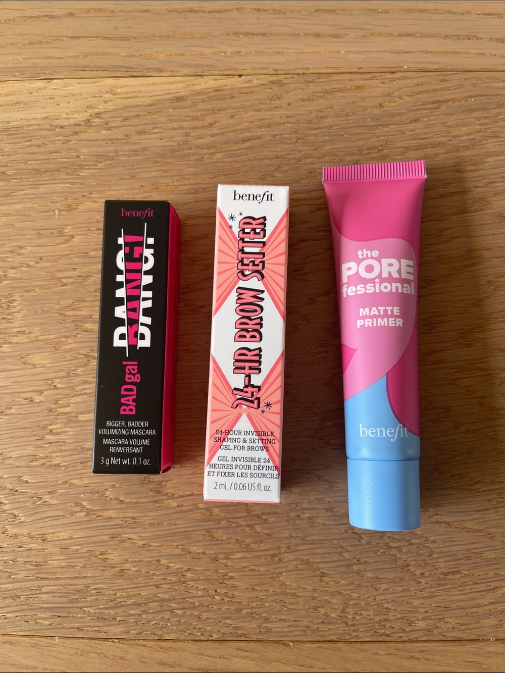 BENEFIT The POREfessional Matte Primer, 24hr Brow setter and Bad gal mascara